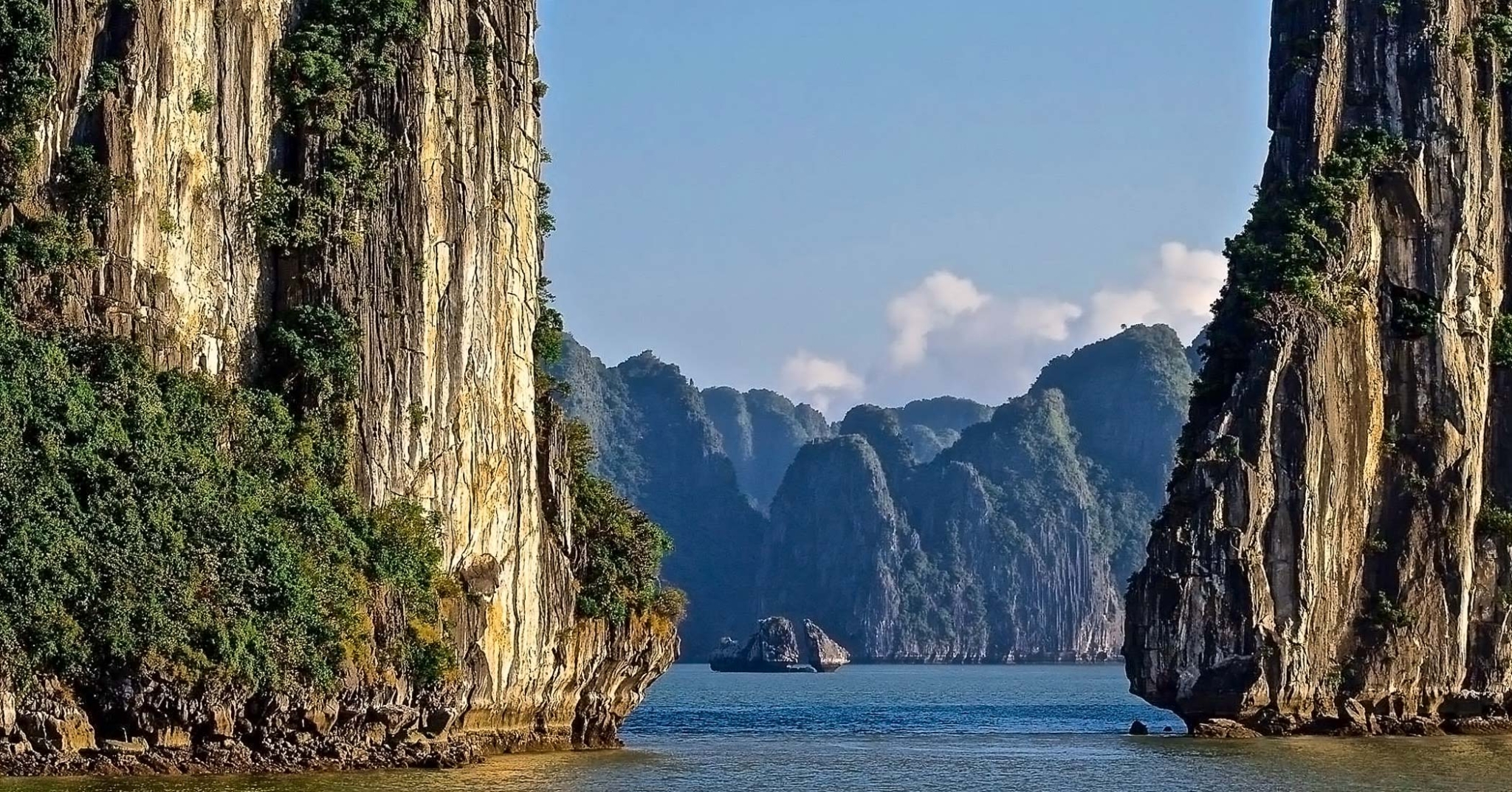 Ha Long Bay Cruise: A $25 Dollar Disaster?