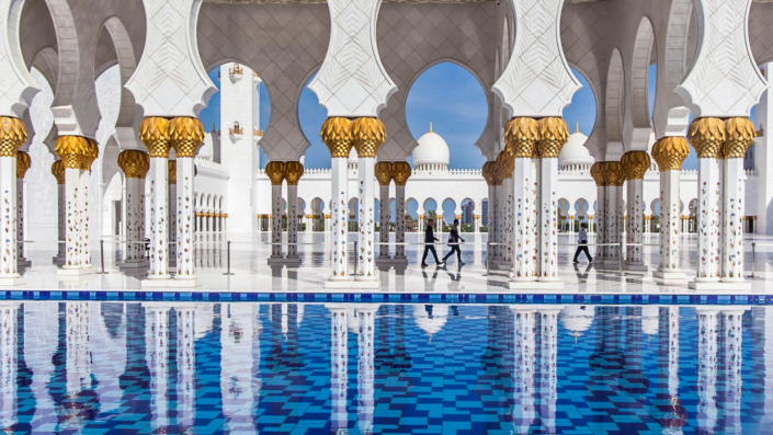 abudhabugrandmosquetour-2 Travel Writing Abu Dhabi