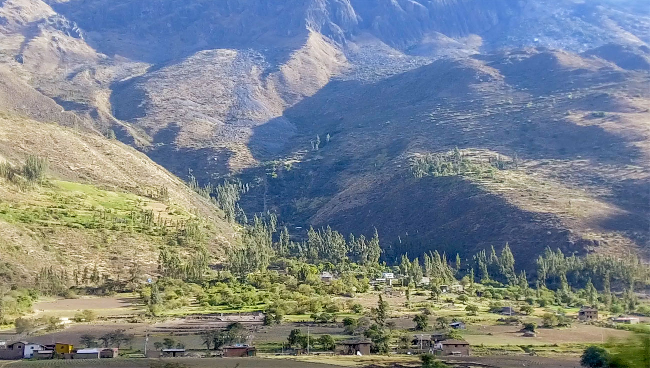 Ollantaytambo to Machu Picchu