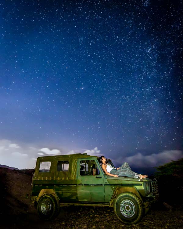 Stargazing in Aruba while on top of a jeep 