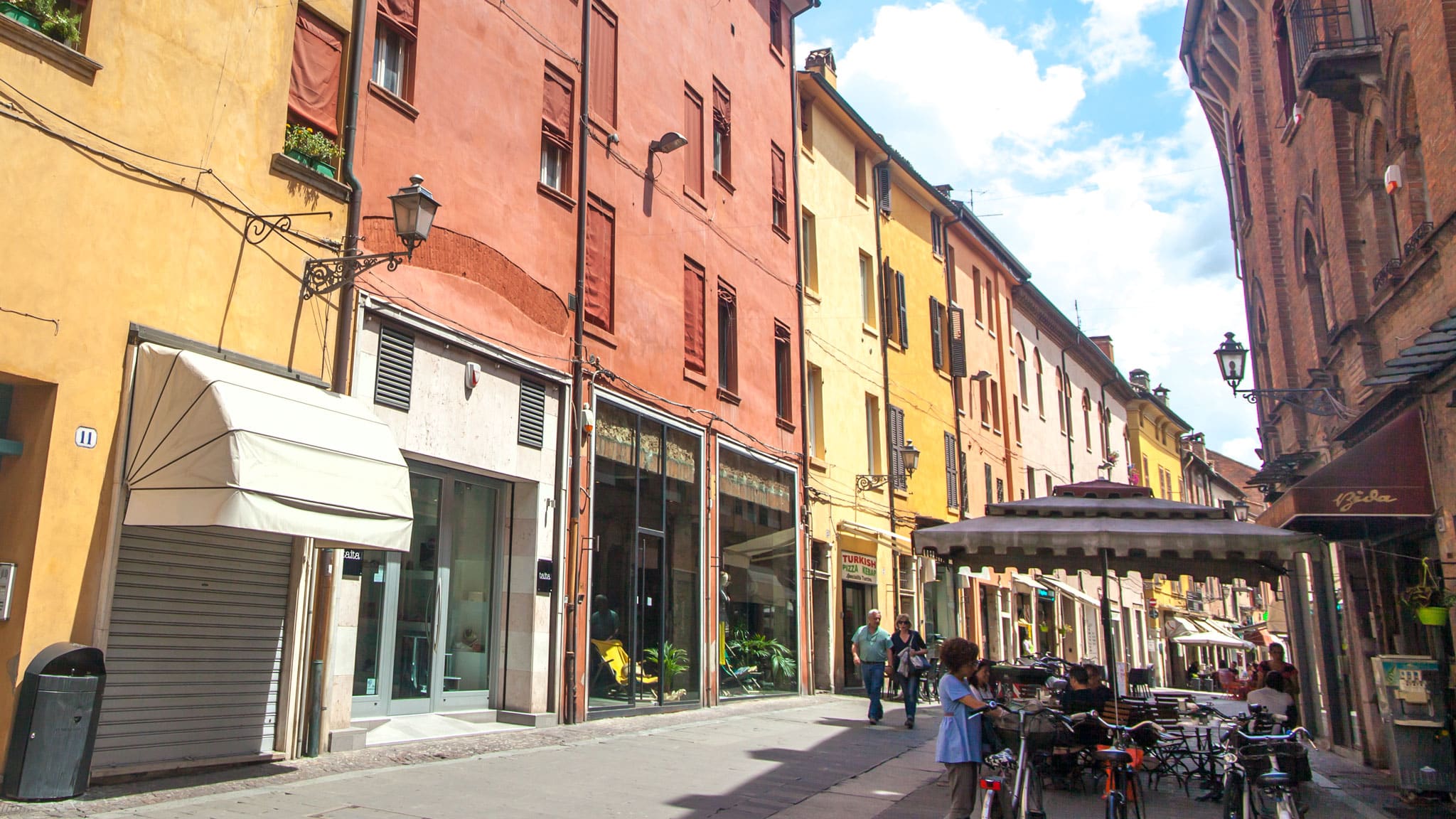 Ferrara snack bars