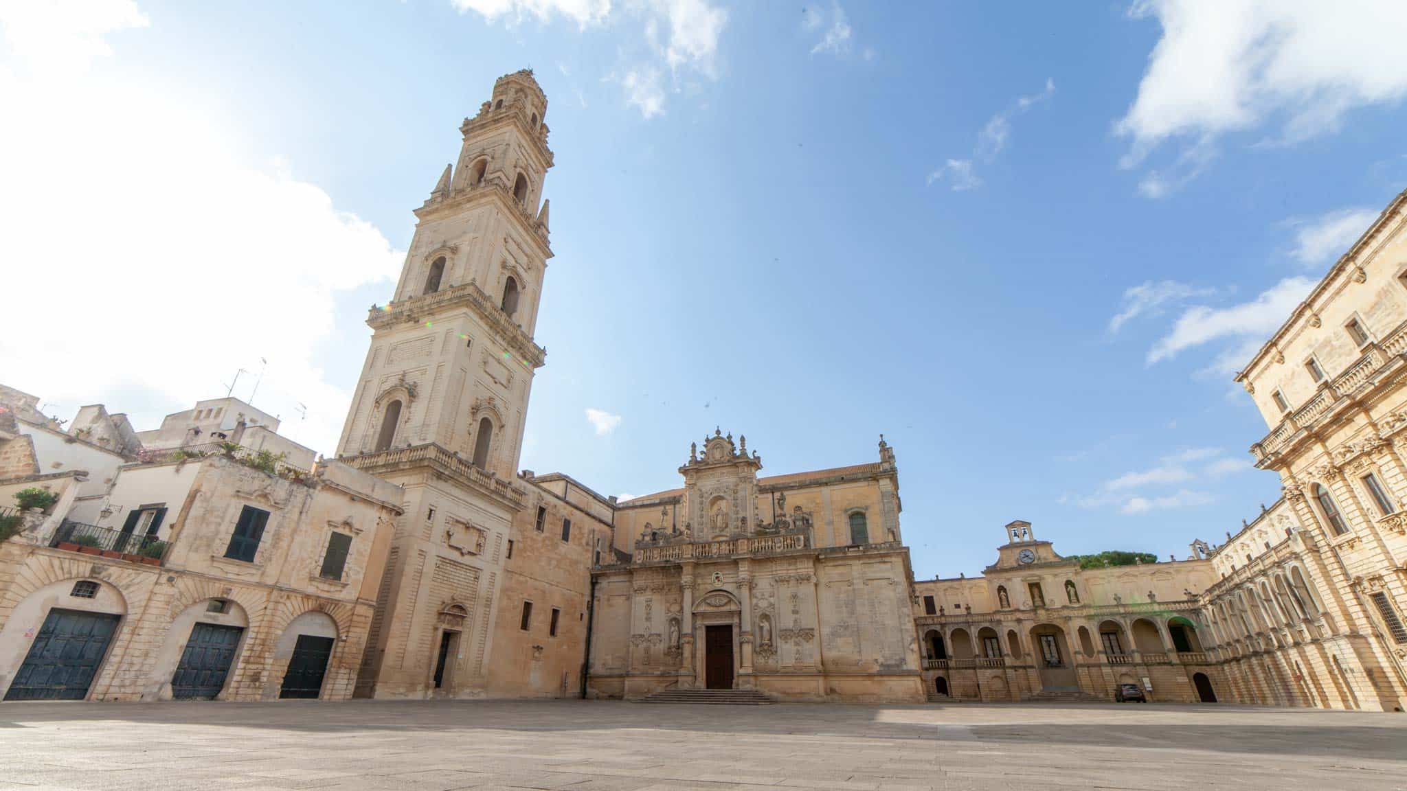 The main cathedral and tower of Lecce early morning