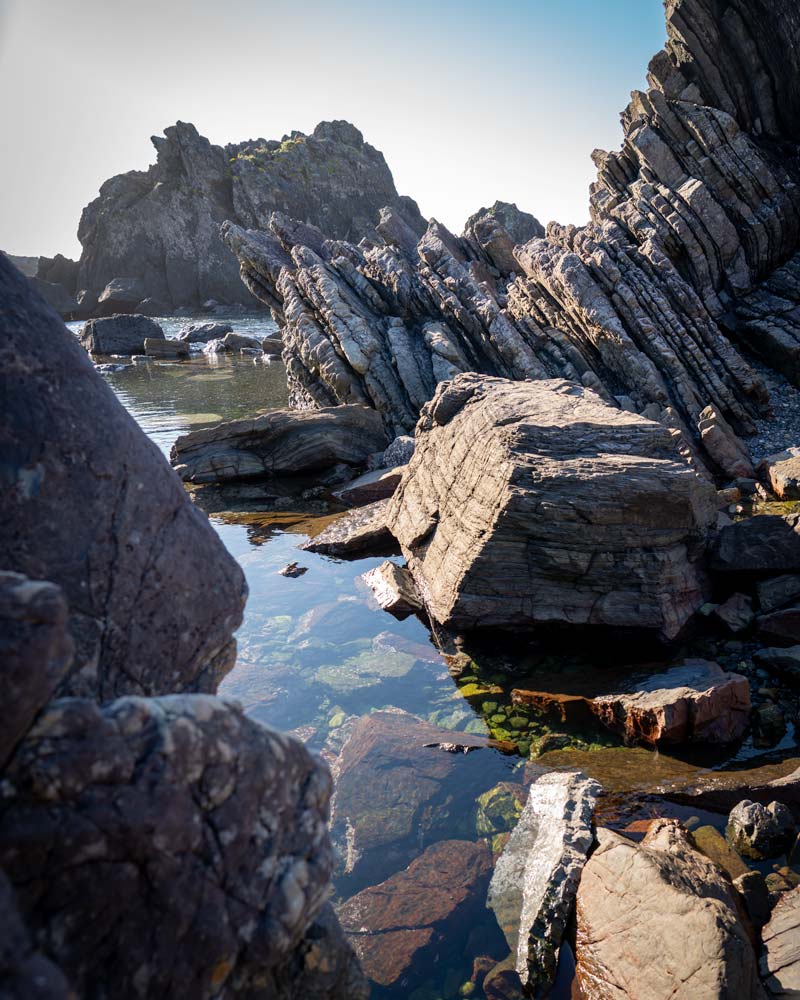 Dramatic rock formations and water in the Mutro GeoPark