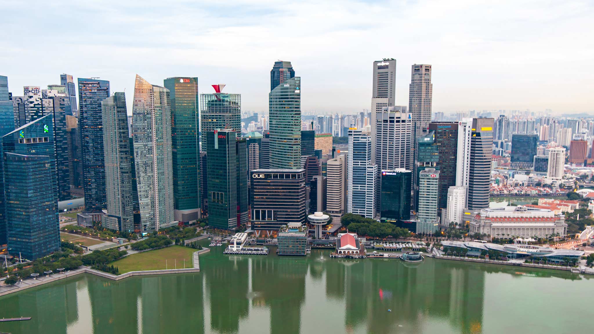 Singapore Skyline along the Marina