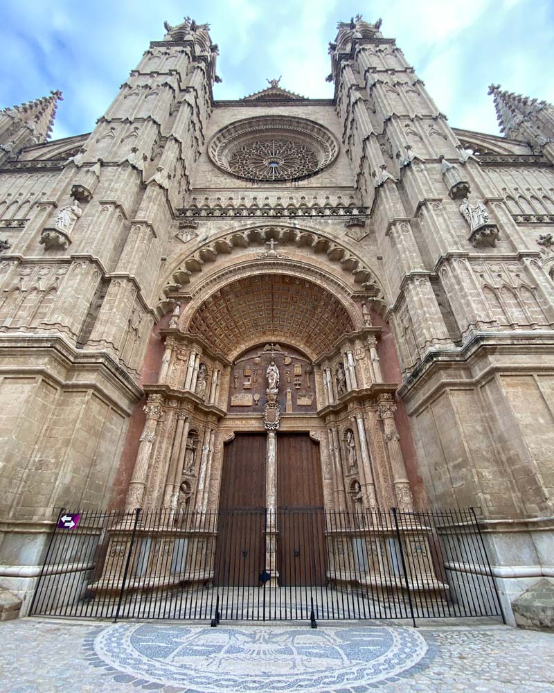 Imposing entrance to the Gothic Cathedral