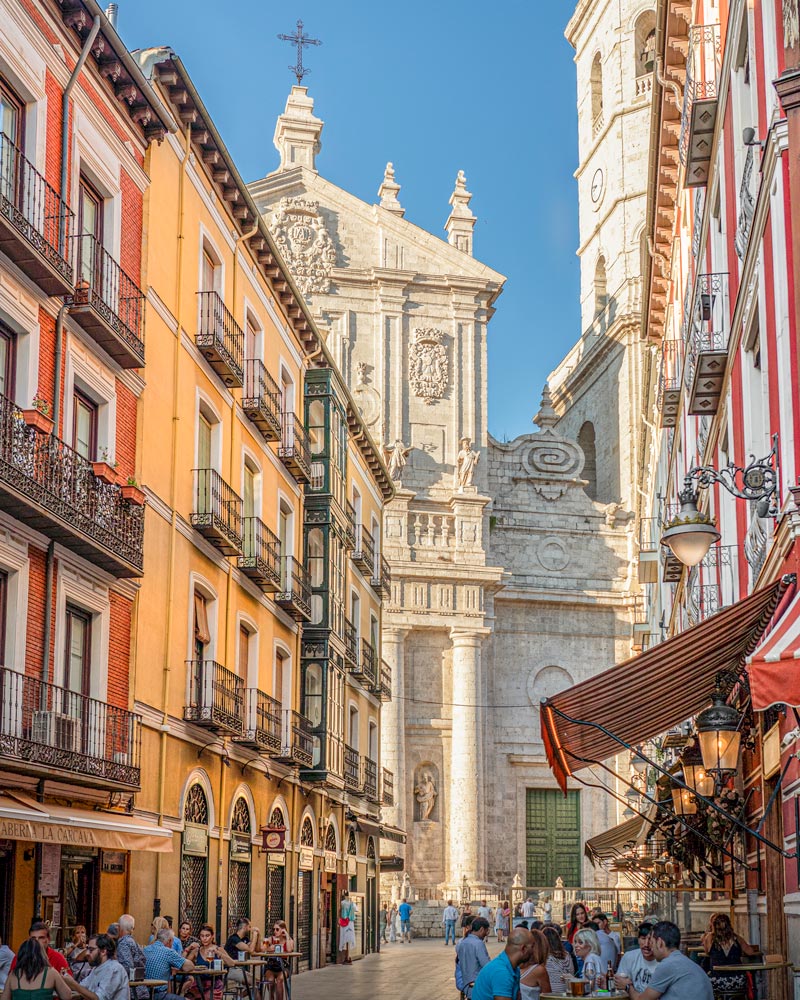 Tapas Bars on Calle Cascajares