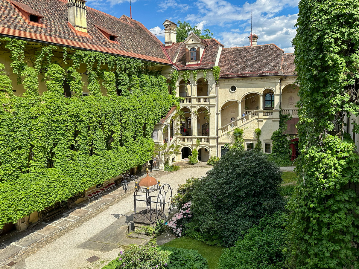The gorgeous interior courtyard of Schloss Hollenegg